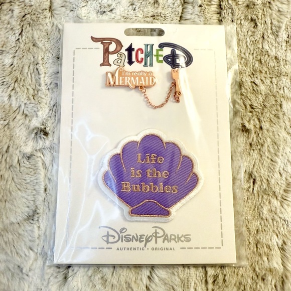 NWT *Discontinued* Disney Parks Patched The Little Mermaid Ariel Patch & Pin Set - Picture 2 of 3
